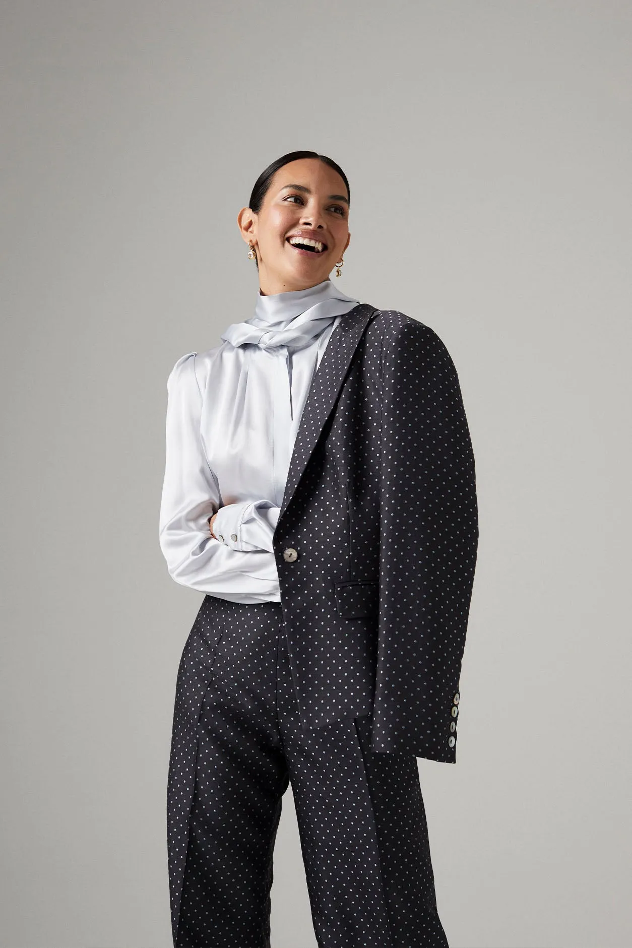 Business Jacket in Grey Spot Jacquard - Inez