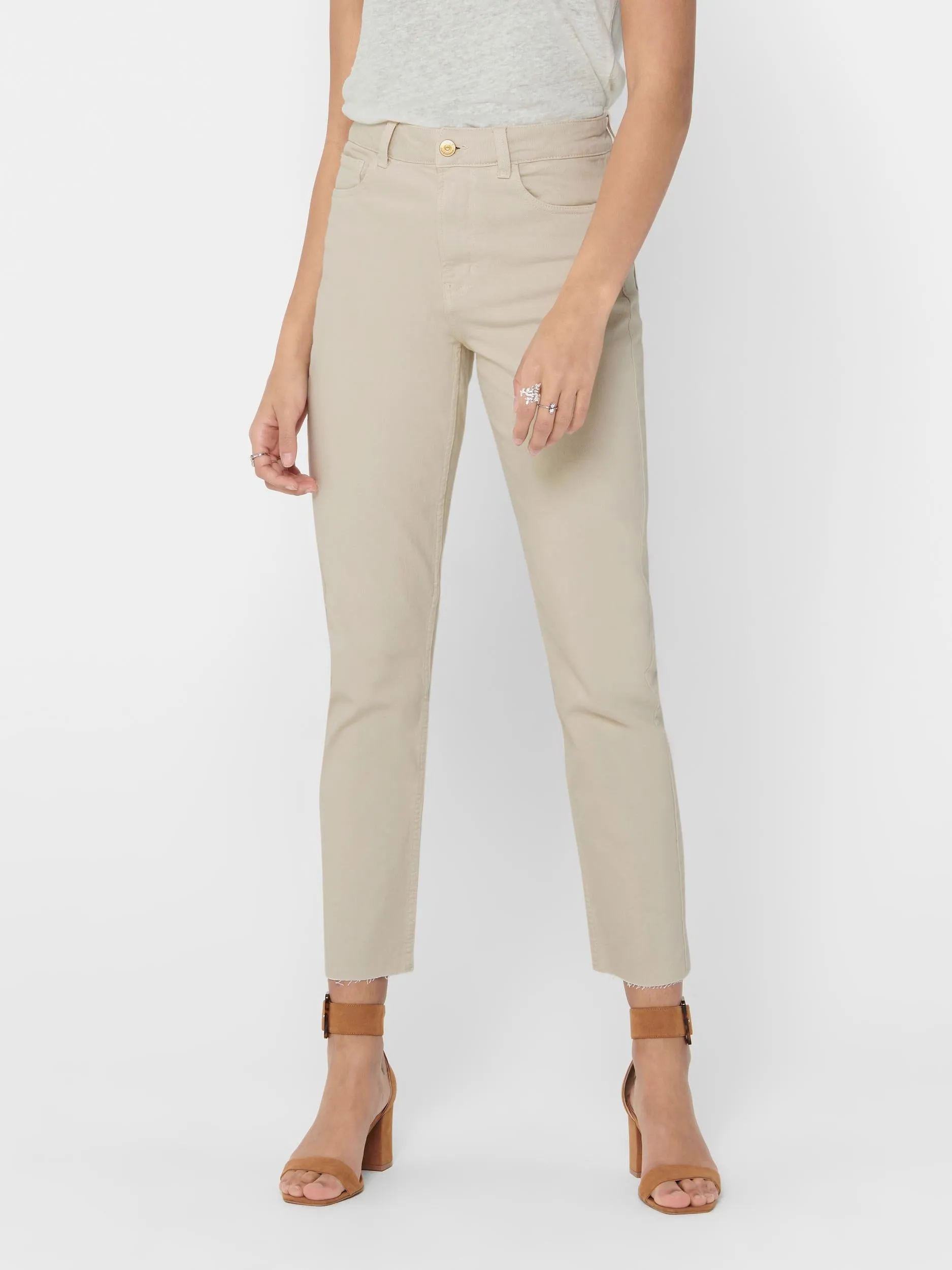 Emily Cropped Jeans - Ecru