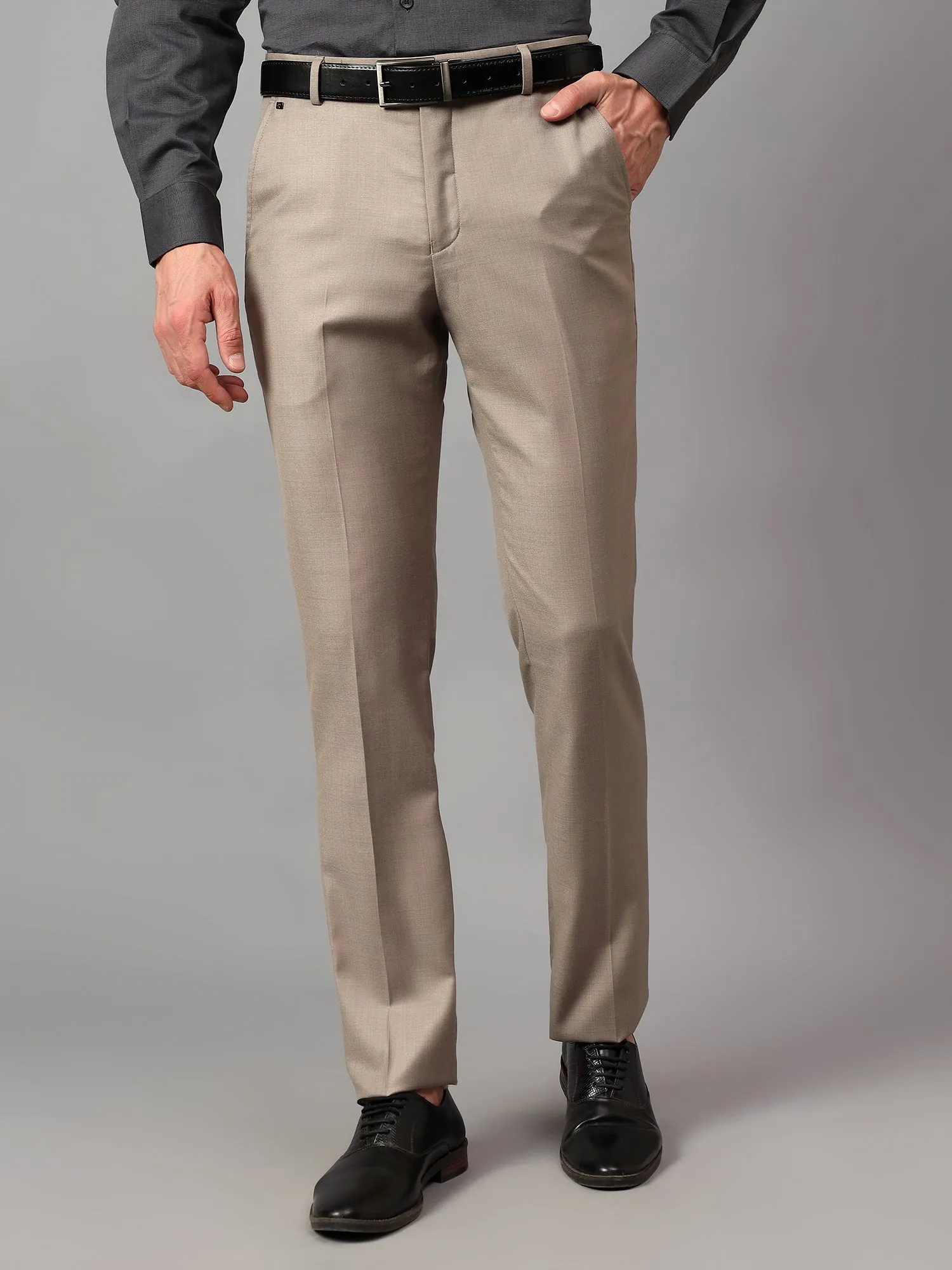 Men's Beige Solid Non-Pleated Formal Trouser