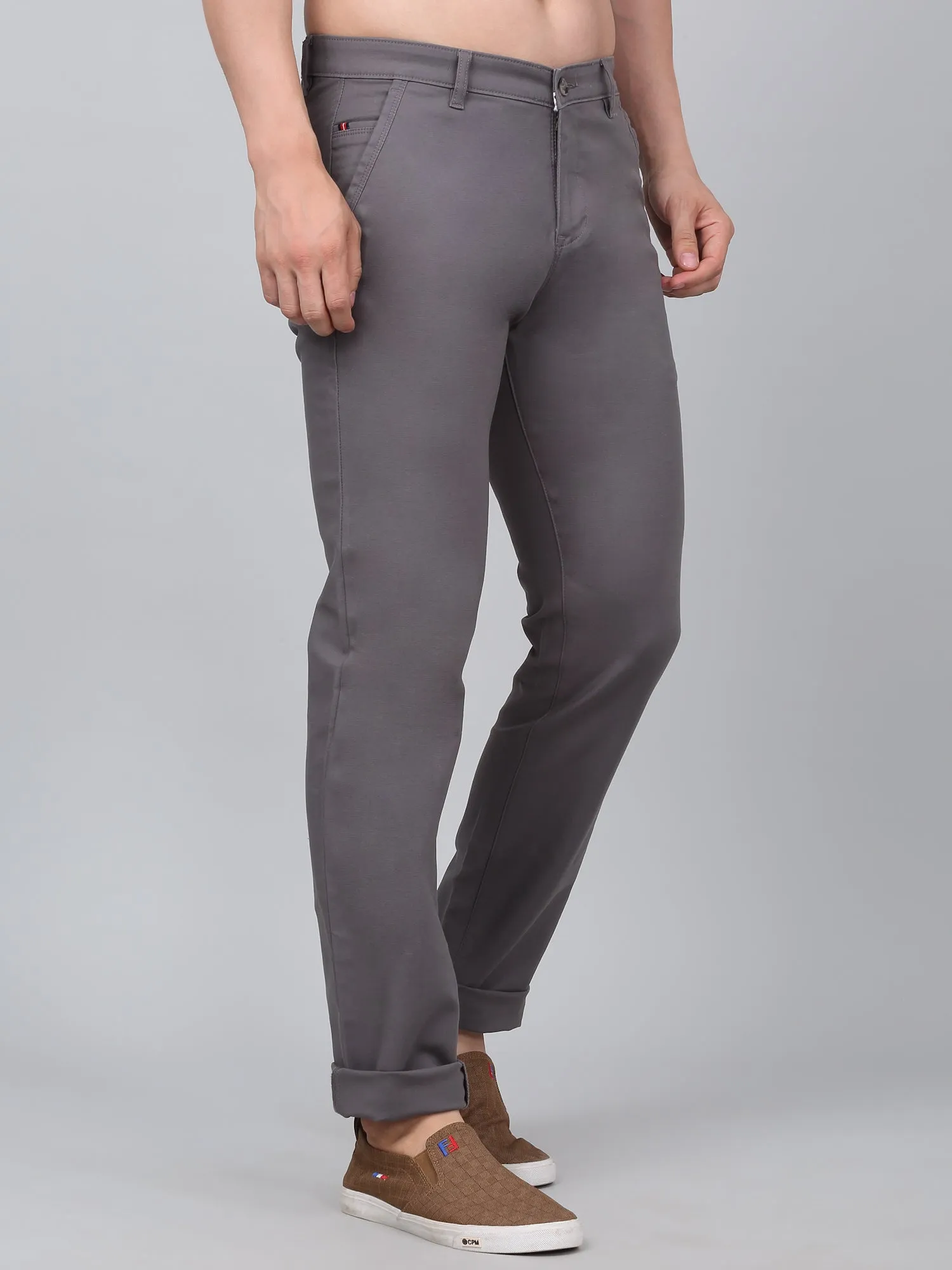 Men's Grey Solid Non-Pleated Stretchable Casual Trouser