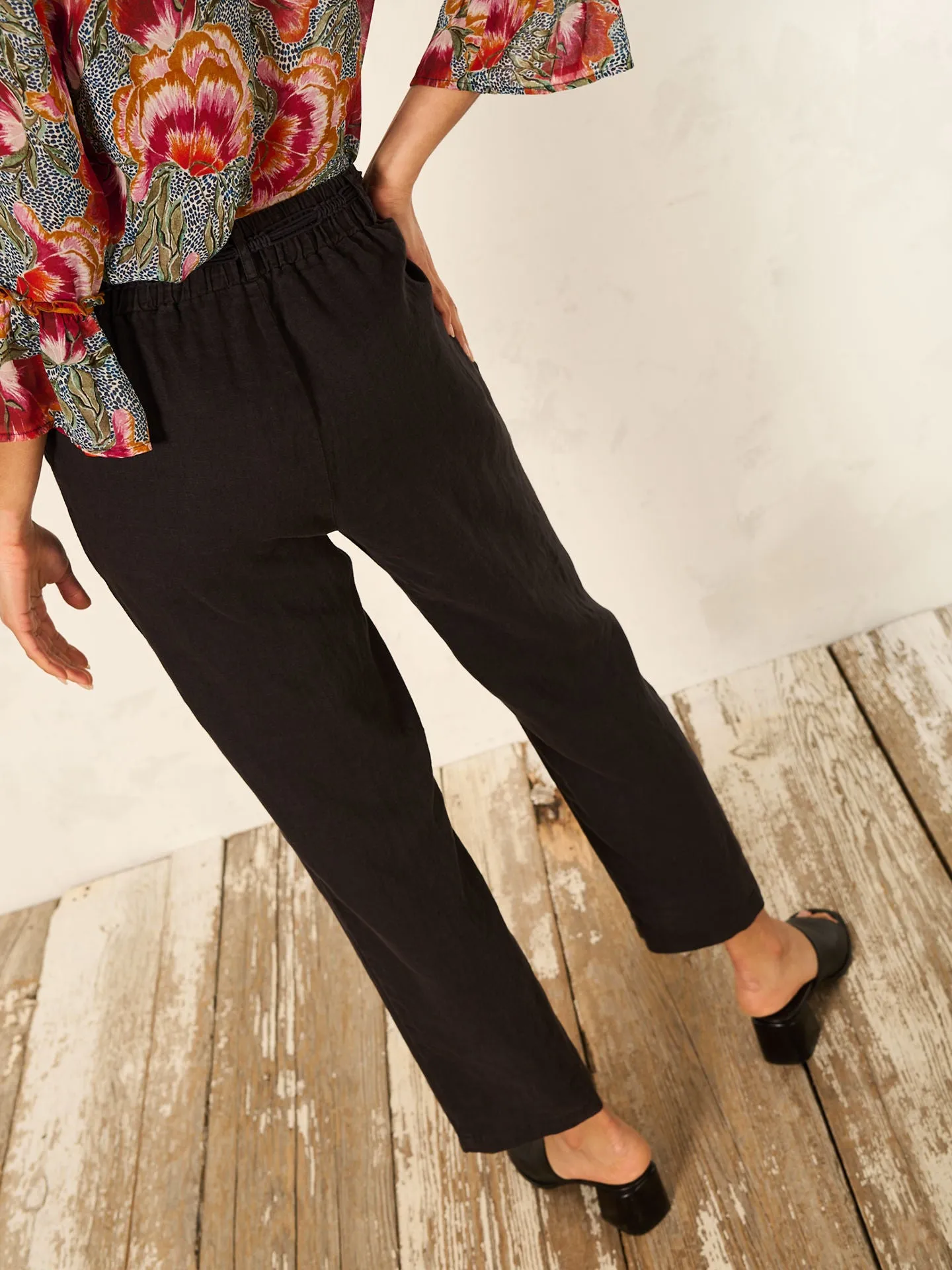 Nile Linen Ankle Pant