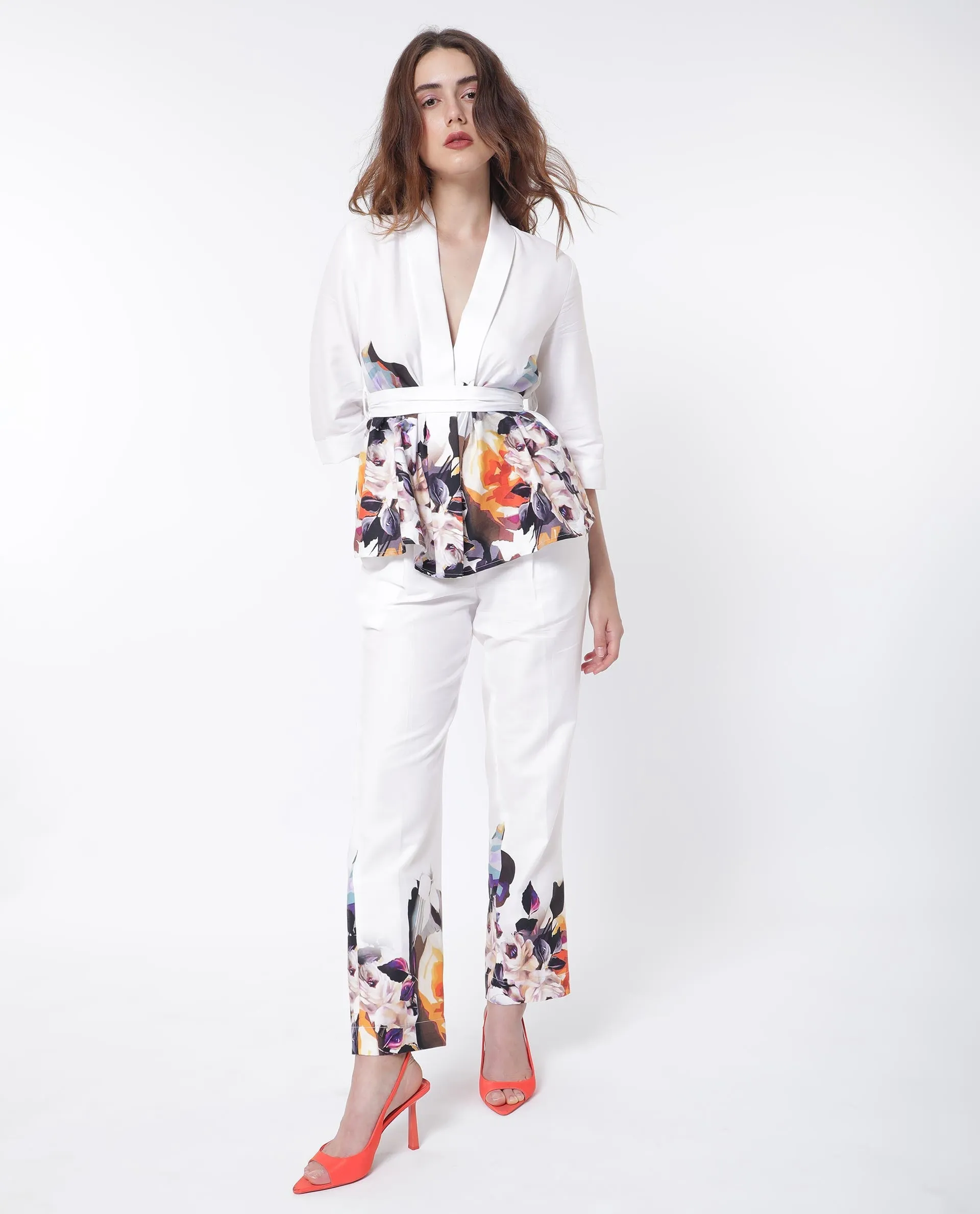 Rareism Women Weigen White Cotton Fabric Relaxed Fit Floral Print Ankle Length Trousers