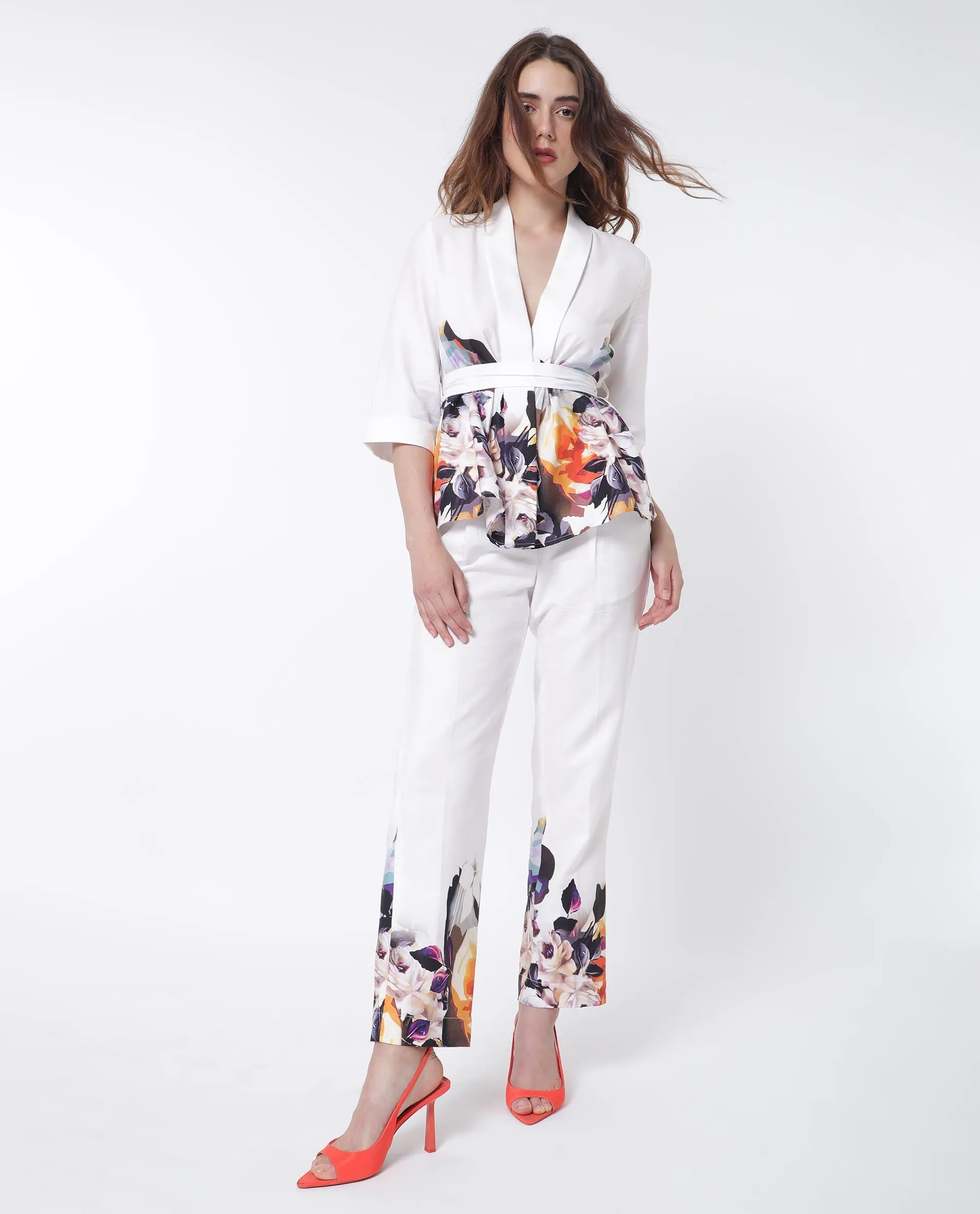 Rareism Women Weigen White Cotton Fabric Relaxed Fit Floral Print Ankle Length Trousers