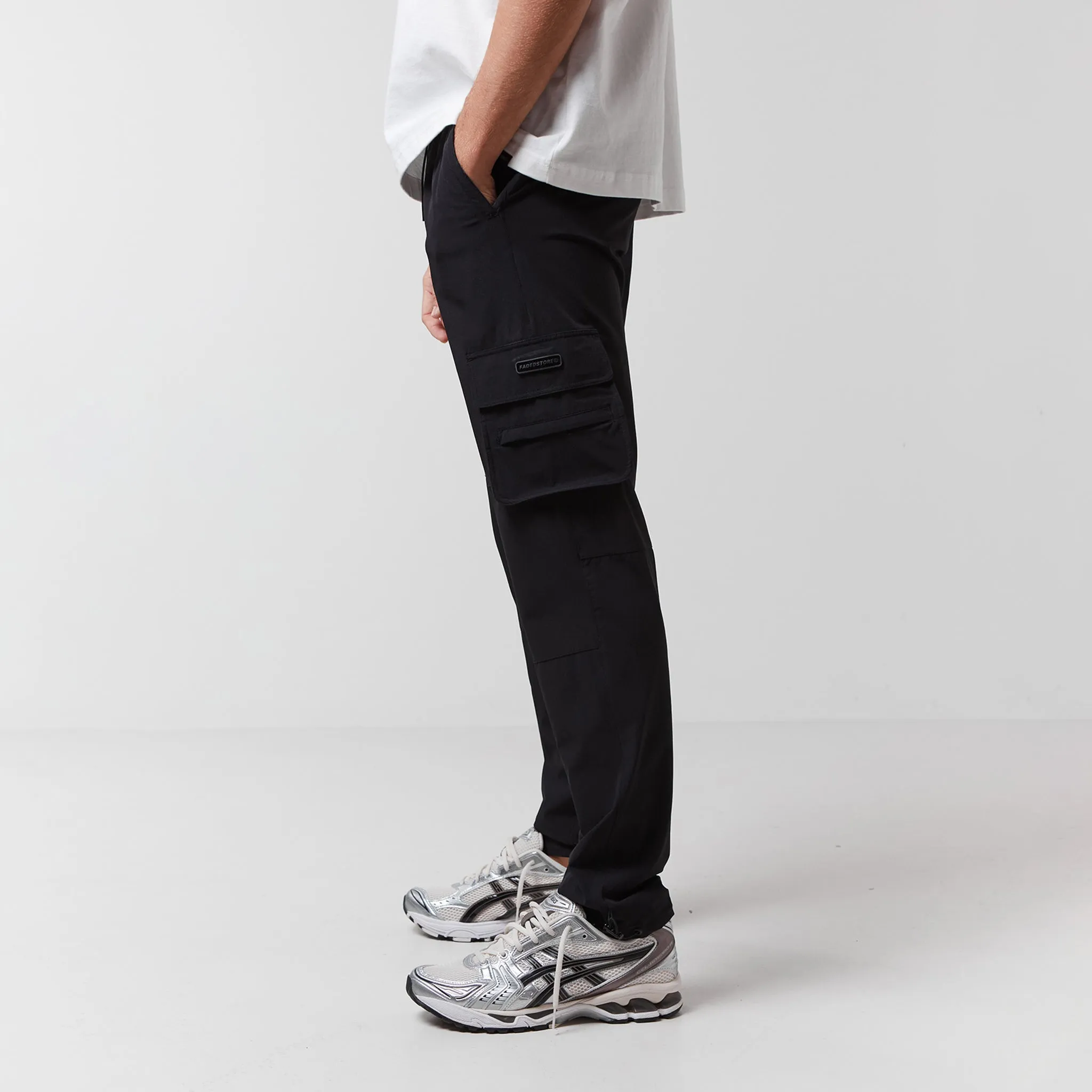 Technical Stretch Cargo Pant | Black